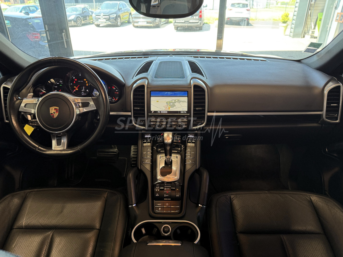 PORSCHE CAYENNE 245ch -TOIT OUVRANT/ATTELAGE-