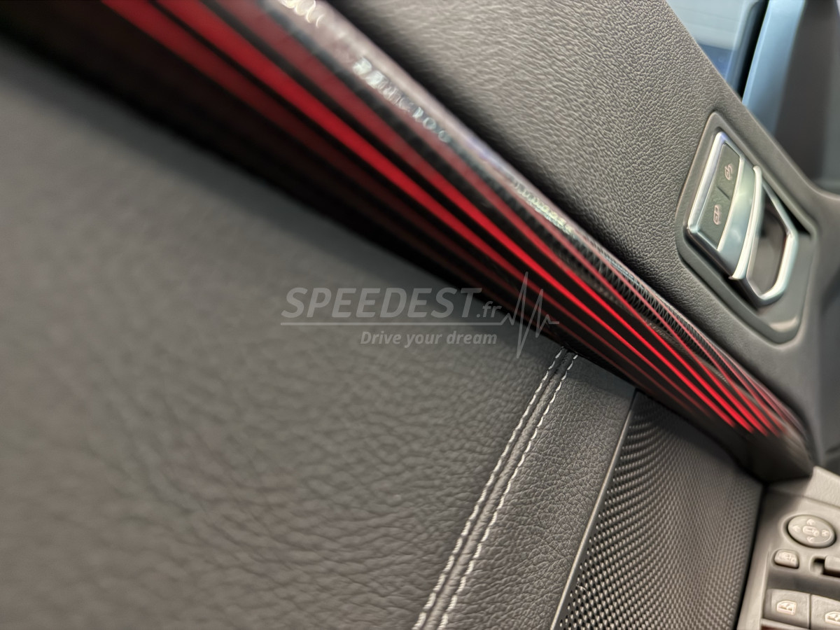 BMW 118D SPORT -CARPLAY-