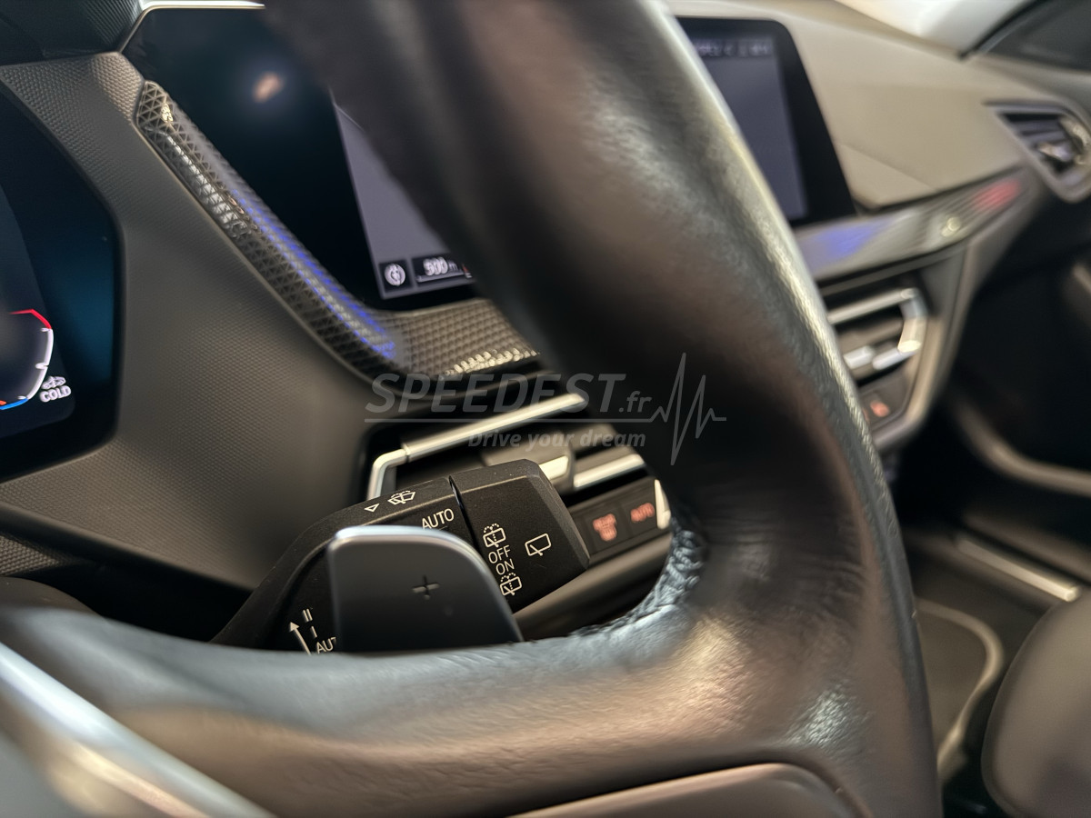 BMW 118D SPORT -CARPLAY-