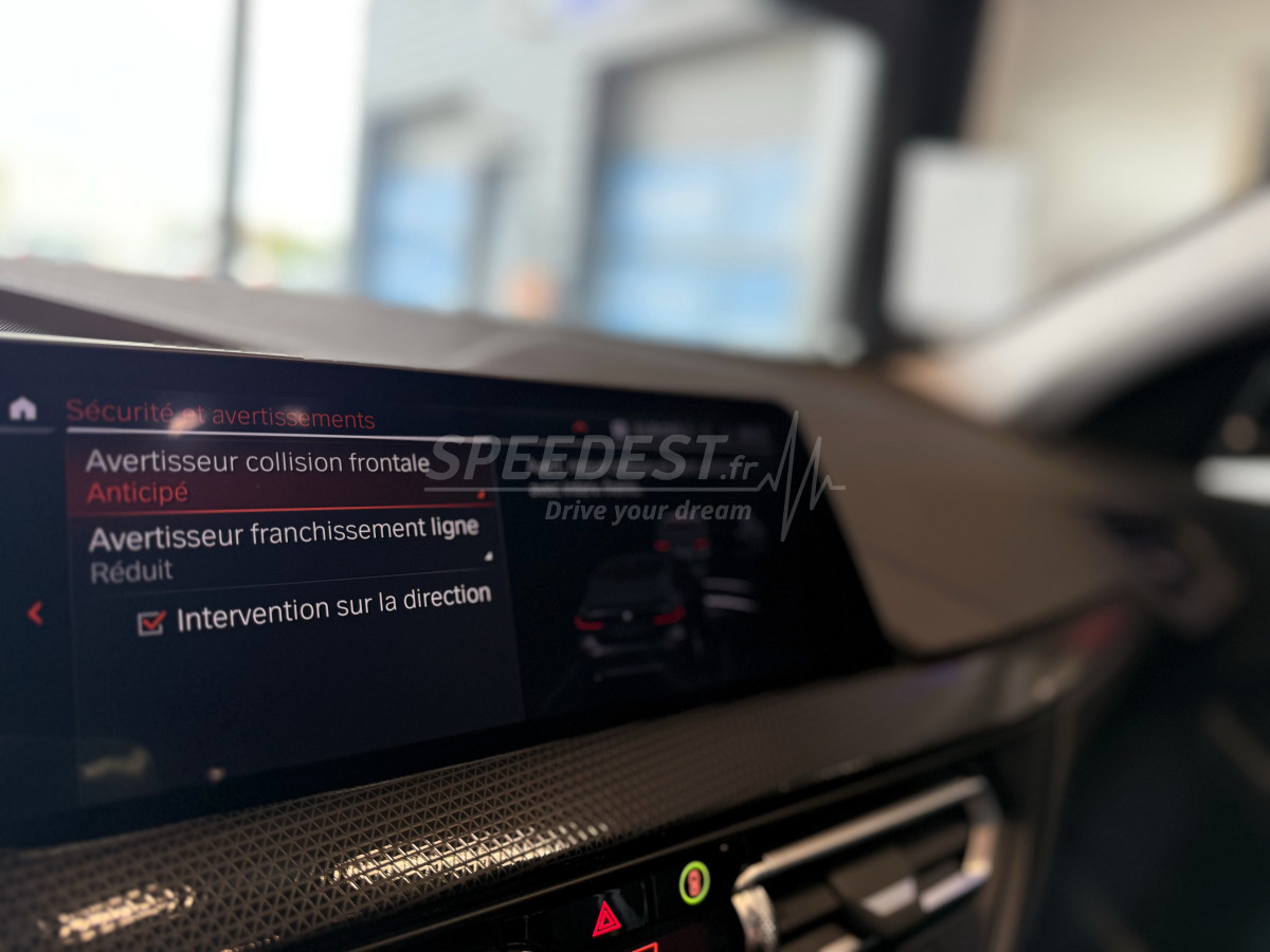 BMW 118D SPORT -CARPLAY-
