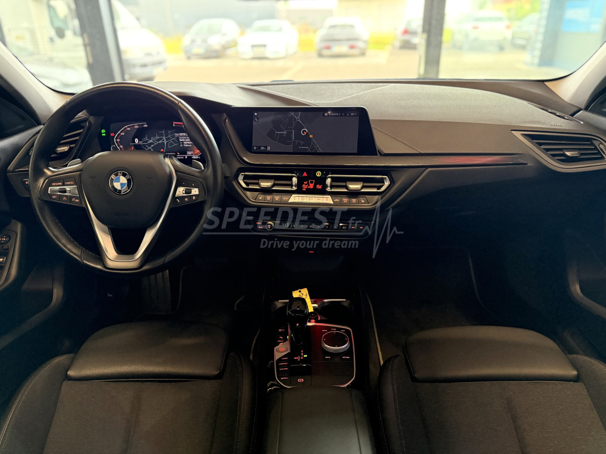 BMW 118D SPORT -CARPLAY-