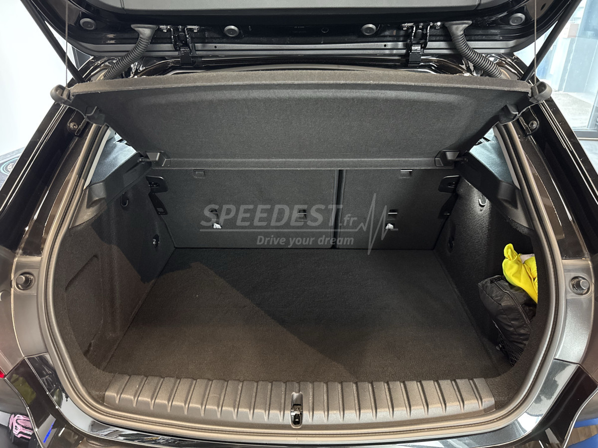 BMW 118D SPORT -CARPLAY-