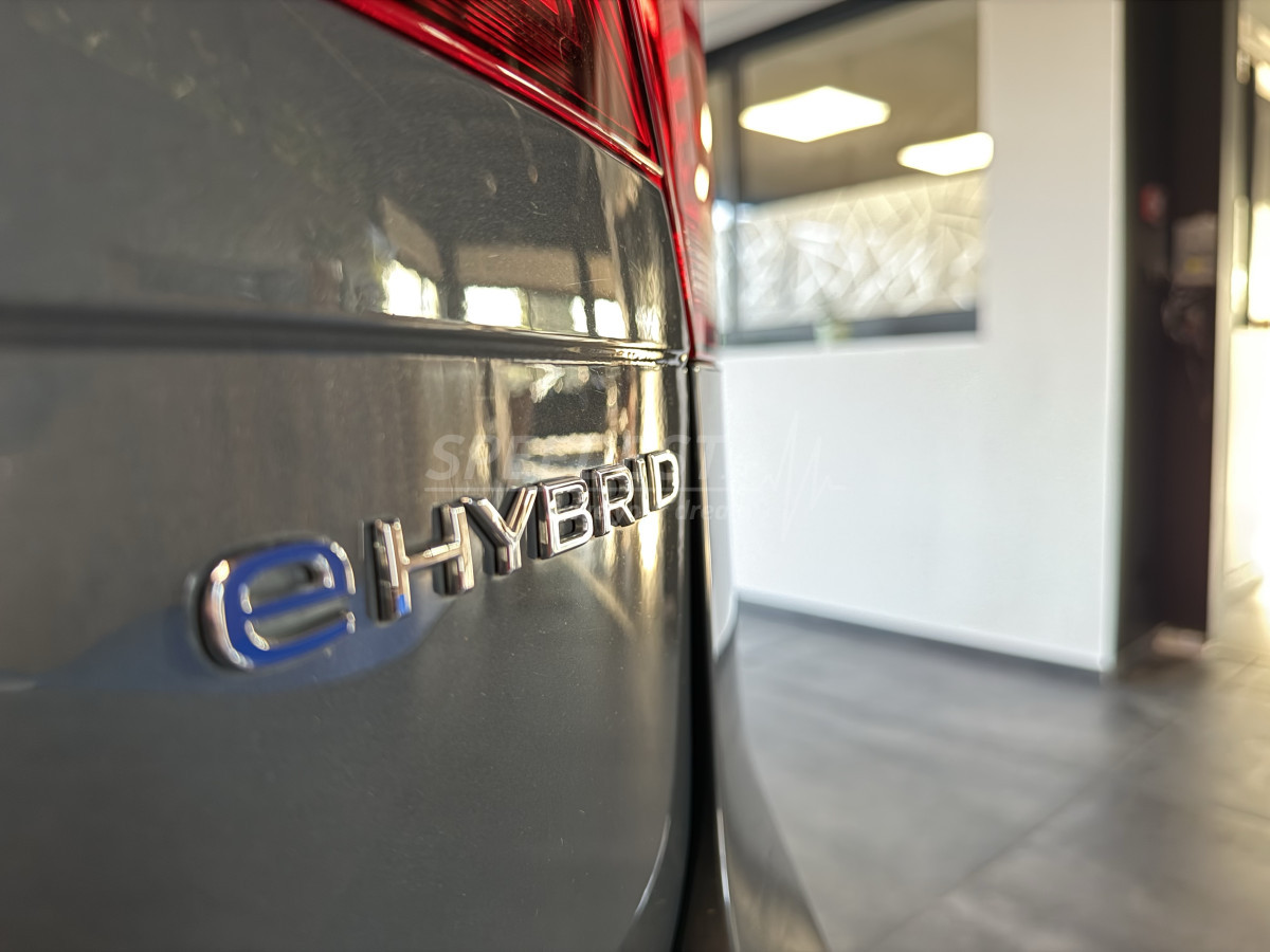 TIGUAN RLINE 245ch -TOIT OUVRANT / ATTELAGE-
