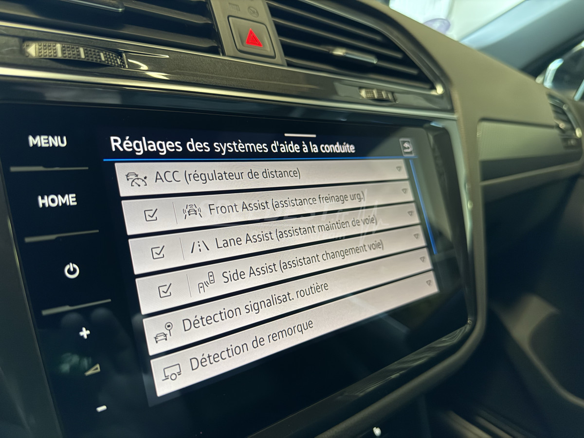 TIGUAN RLINE 245ch -TOIT OUVRANT / ATTELAGE-