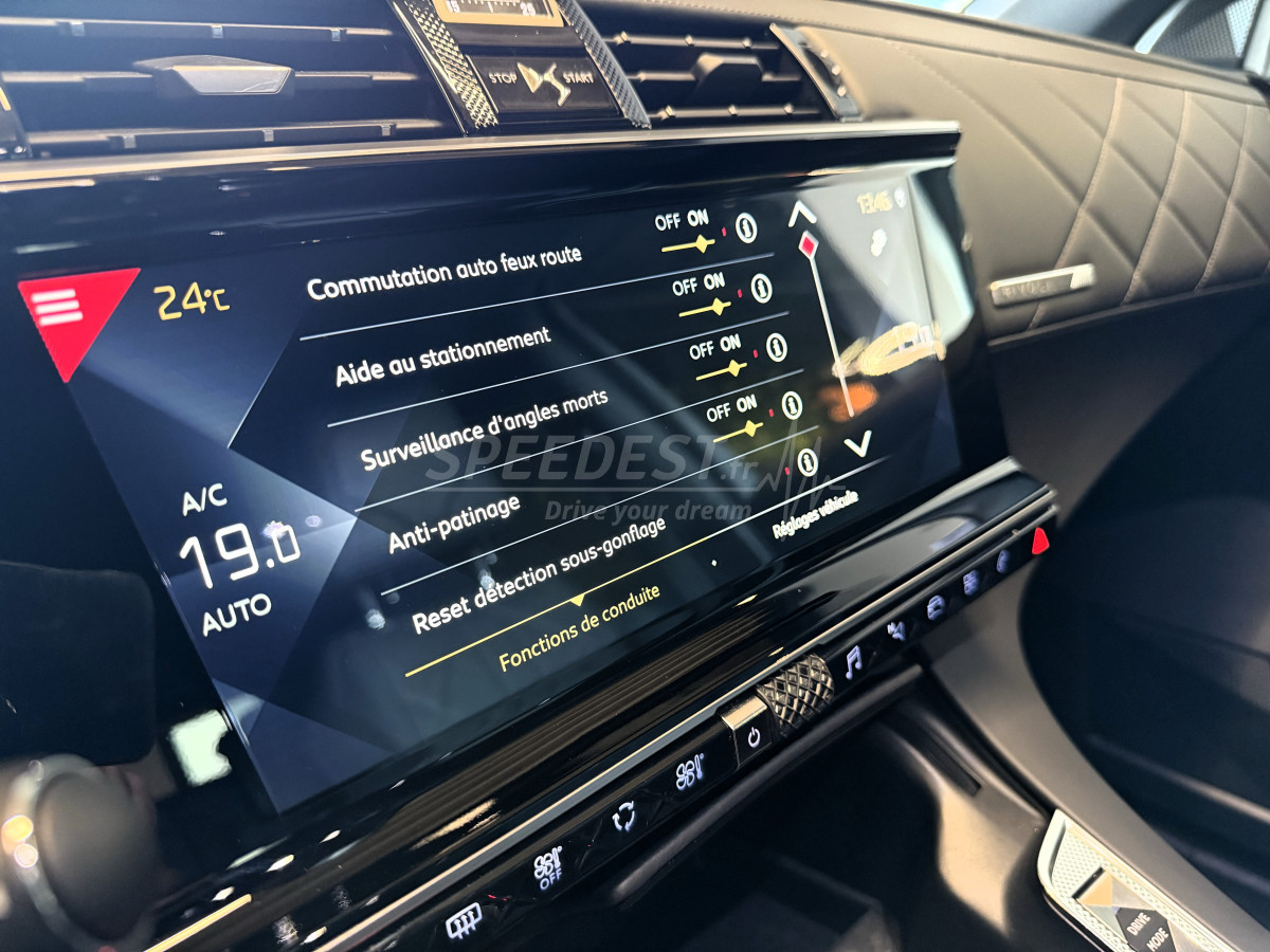 DS7 CROSSBACK -RIVOLI-