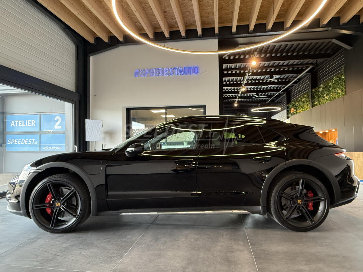 PORSCHE TAYCAN CROSSTURISMO 4S