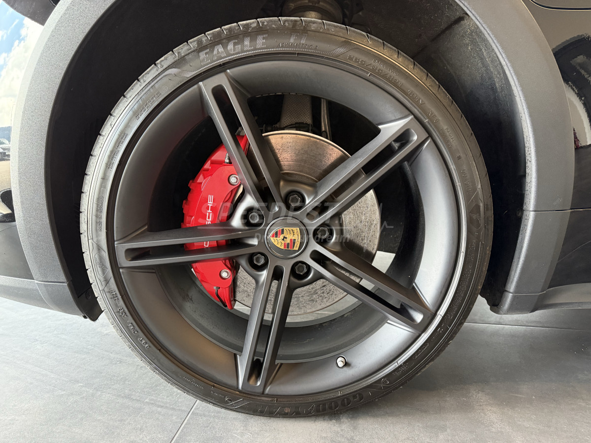 PORSCHE TAYCAN CROSSTURISMO 4S