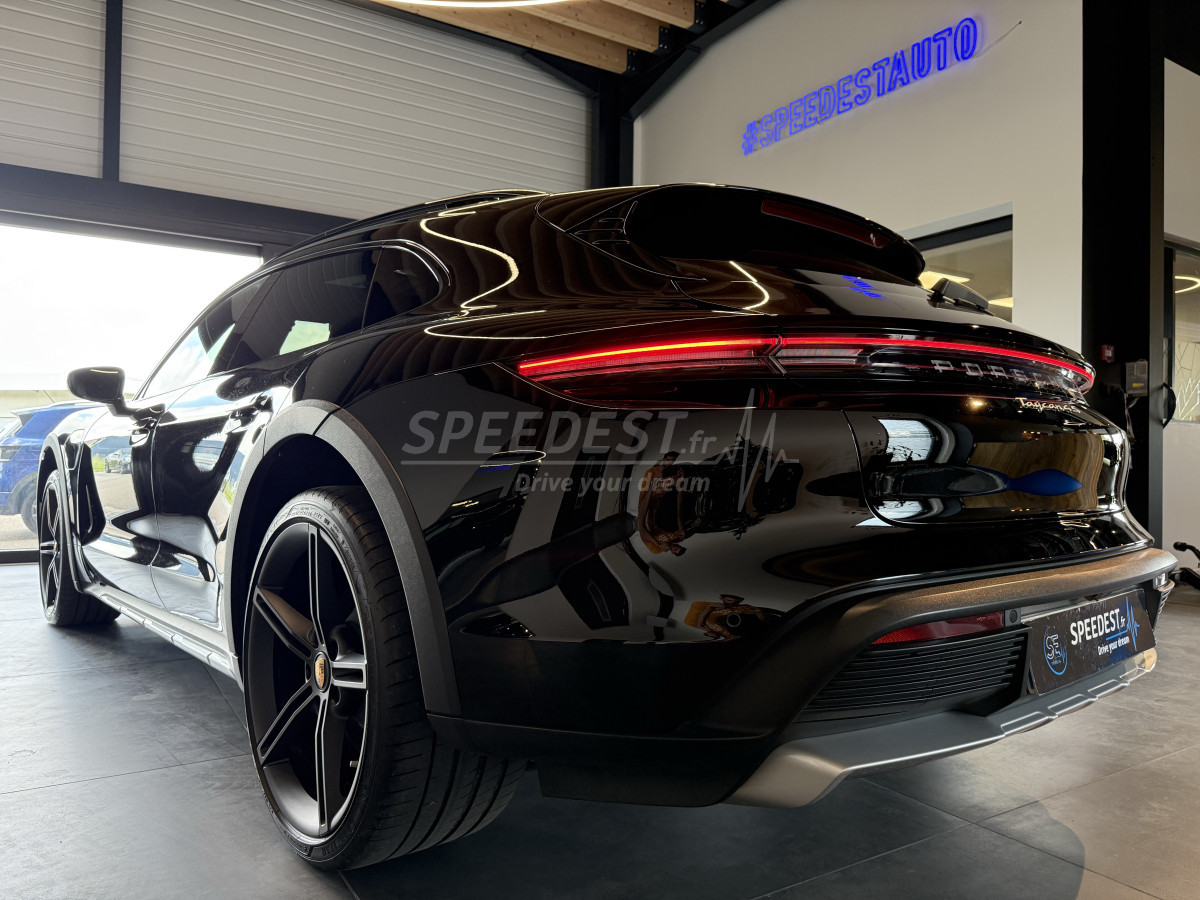 PORSCHE TAYCAN CROSSTURISMO 4S