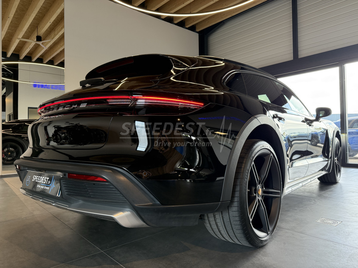 PORSCHE TAYCAN CROSSTURISMO 4S