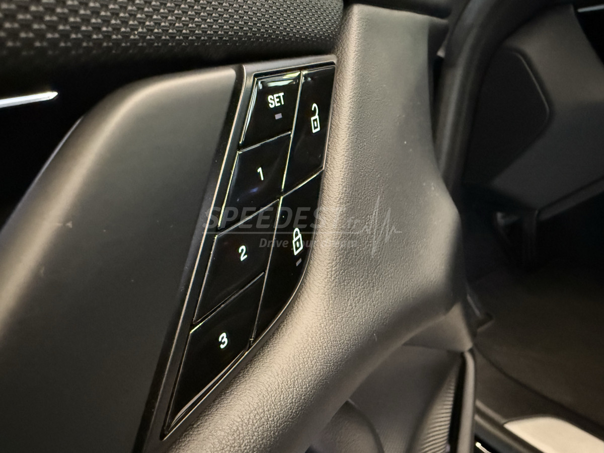 PORSCHE TAYCAN CROSSTURISMO 4S