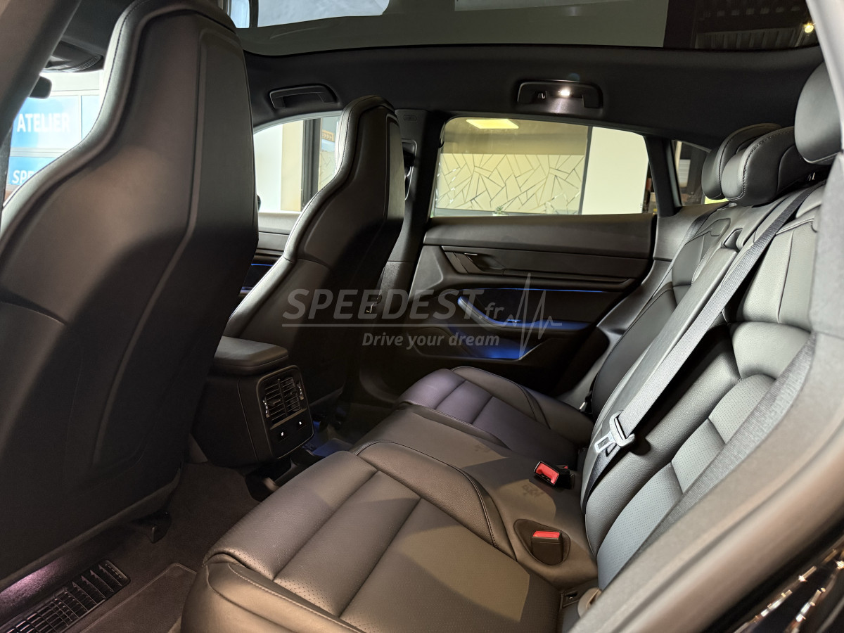 PORSCHE TAYCAN CROSSTURISMO 4S