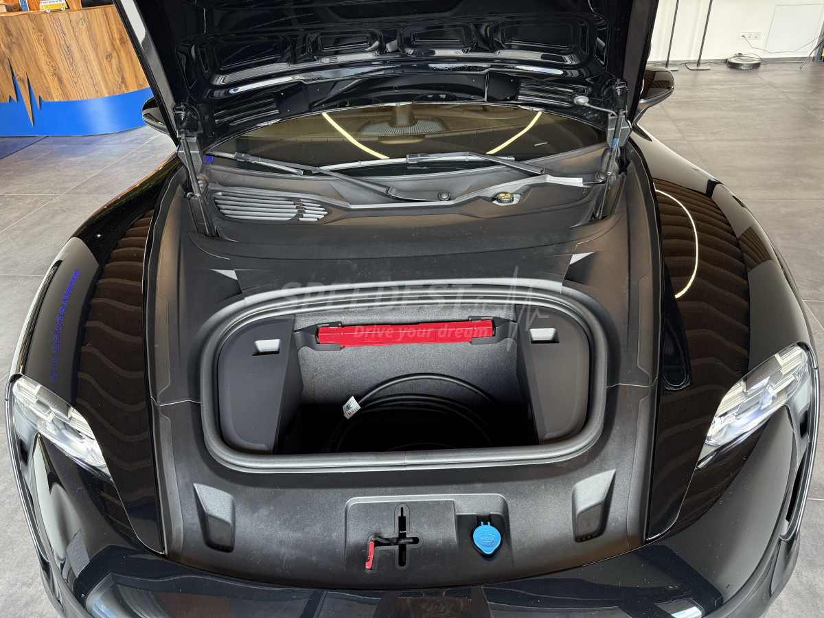 PORSCHE TAYCAN CROSSTURISMO 4S