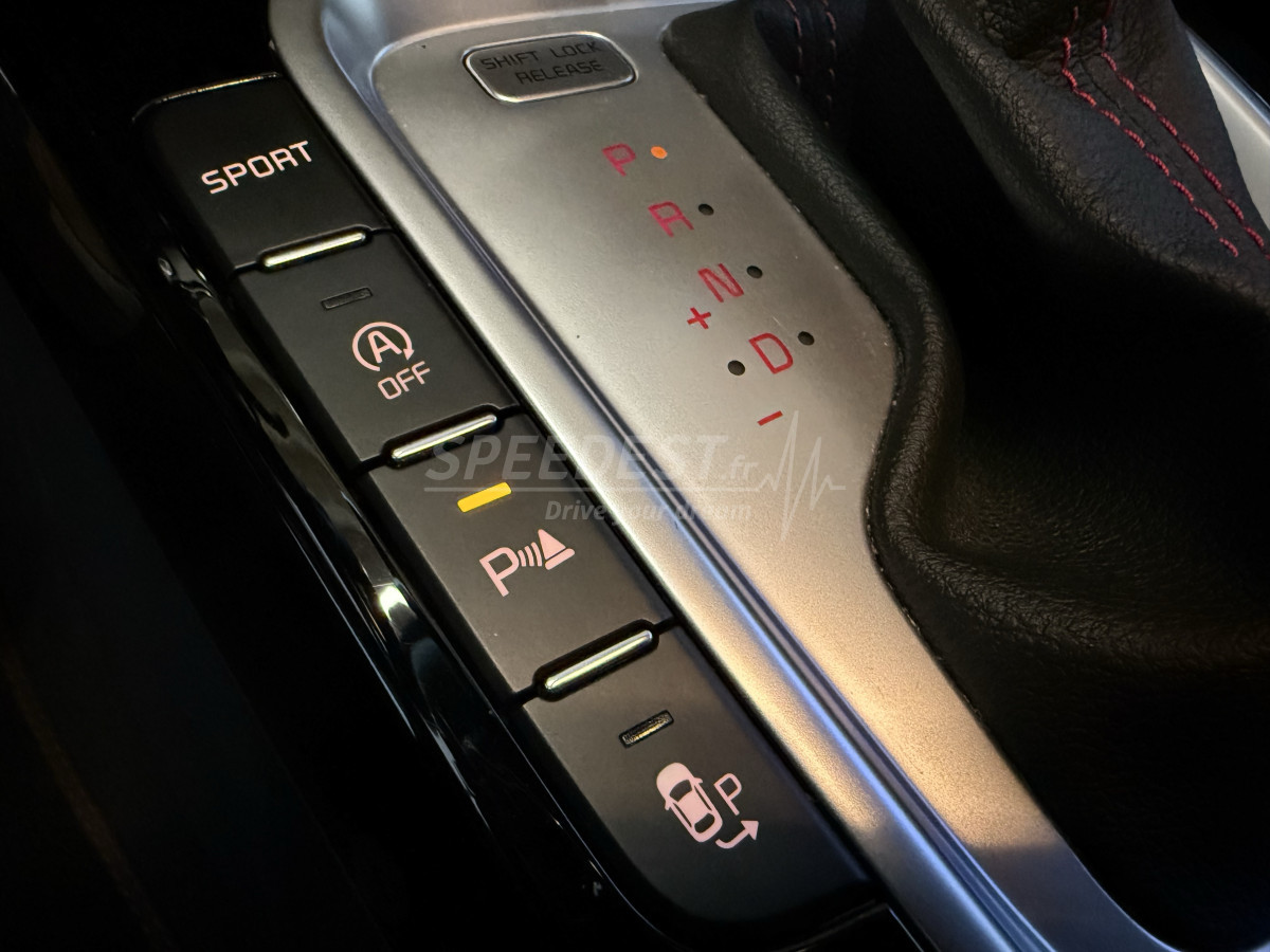 KIA PROCEED GT/1ERE MAIN-CLAPET/