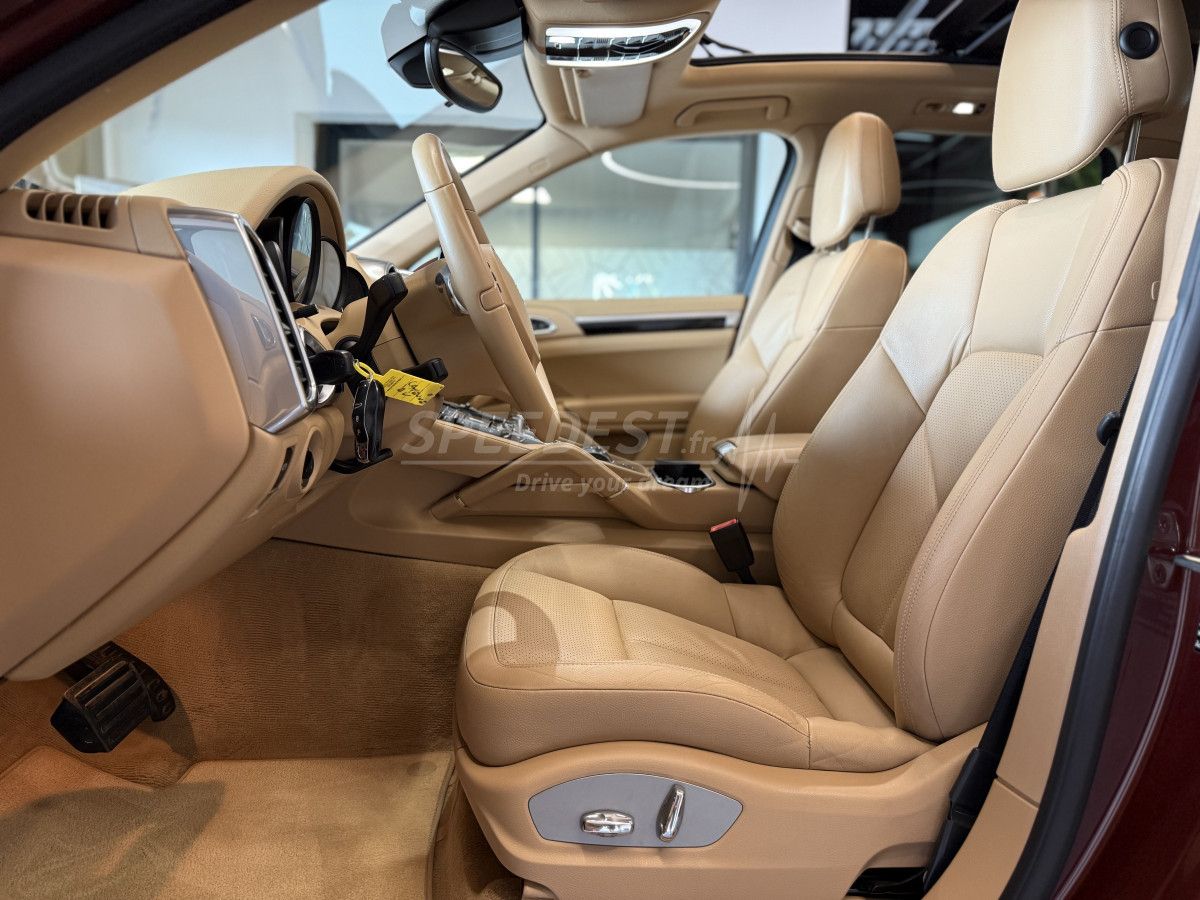 PORSCHE CAYENNE -TOIT OUVRANT/CONFIG RARE-