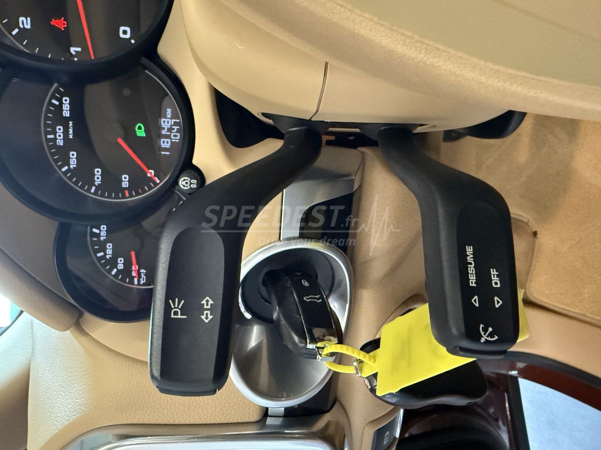 PORSCHE CAYENNE -TOIT OUVRANT/CONFIG RARE-