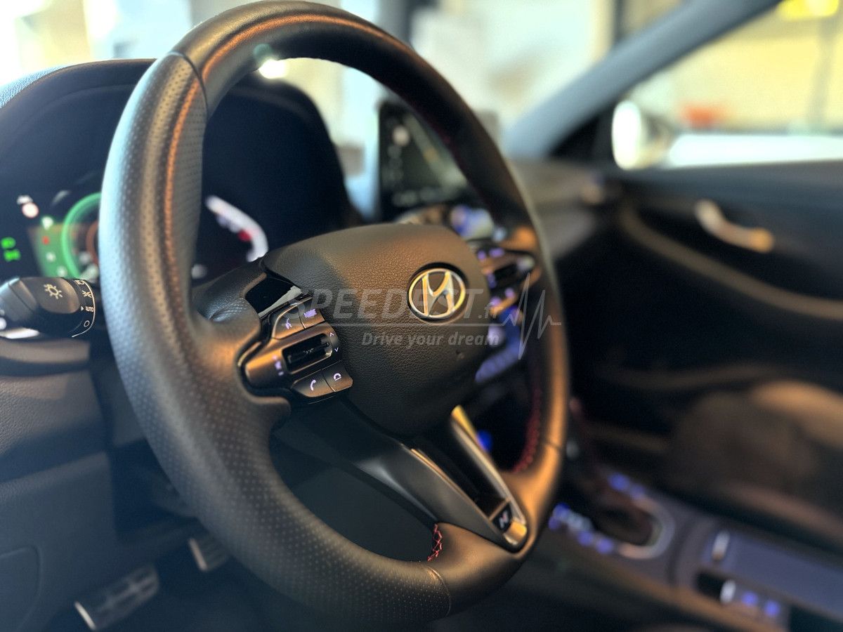 HYUNDAI I30 -NLINE/1ère MAIN-