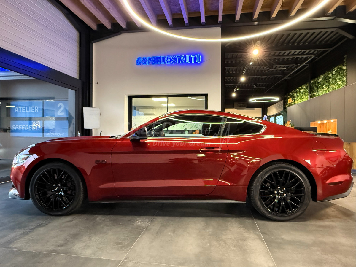 MUSTANG GT