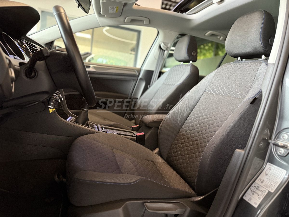 GOLF VII FACELIFT -TOIT OUVRANT-