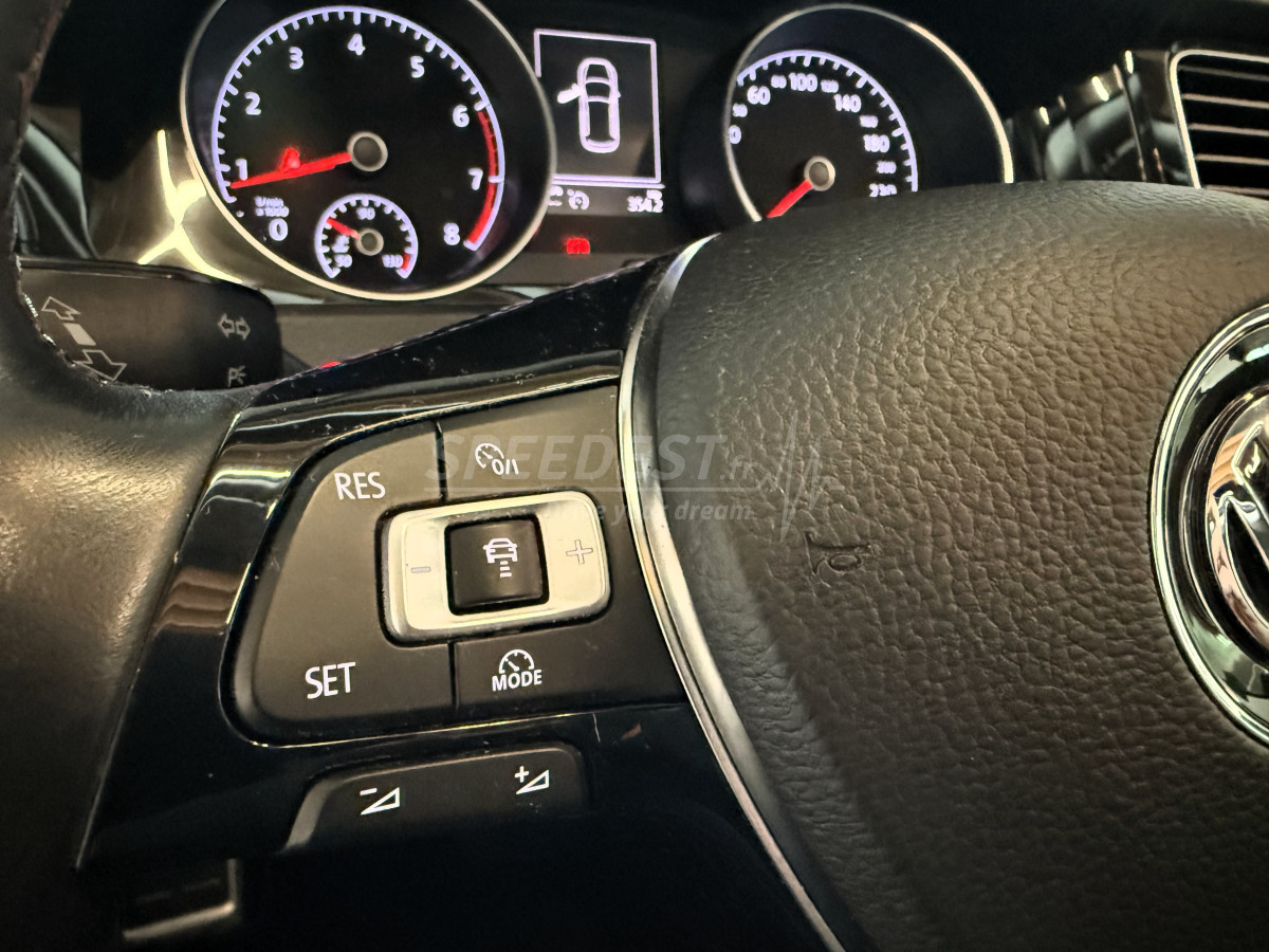 GOLF VII FACELIFT -TOIT OUVRANT-