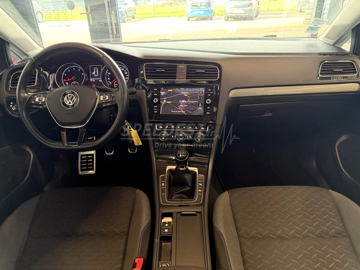 GOLF VII FACELIFT -TOIT OUVRANT-