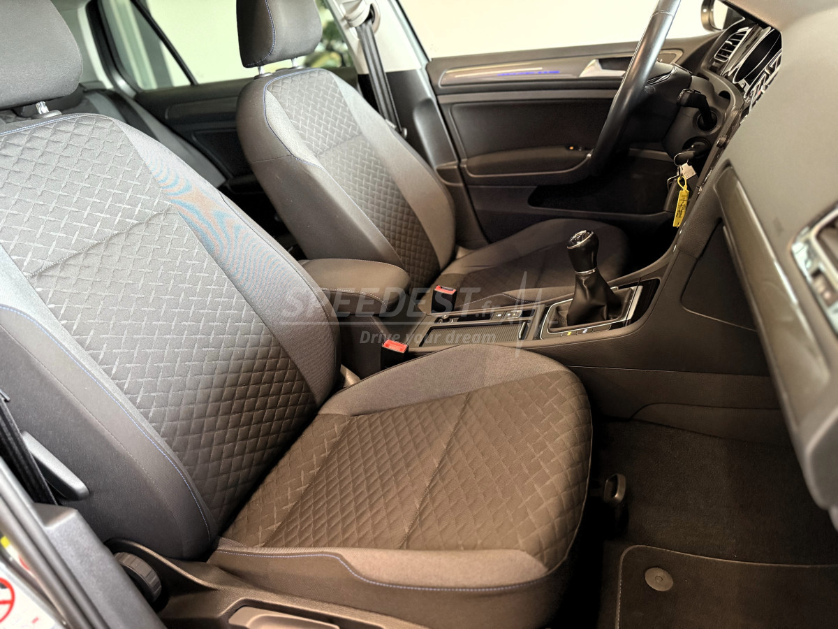 GOLF VII FACELIFT -TOIT OUVRANT-