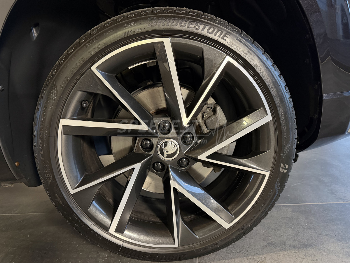 SKODA KAROQ SPORTLINE