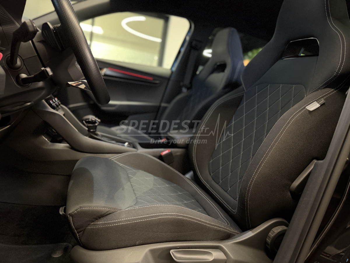 SKODA KAROQ SPORTLINE