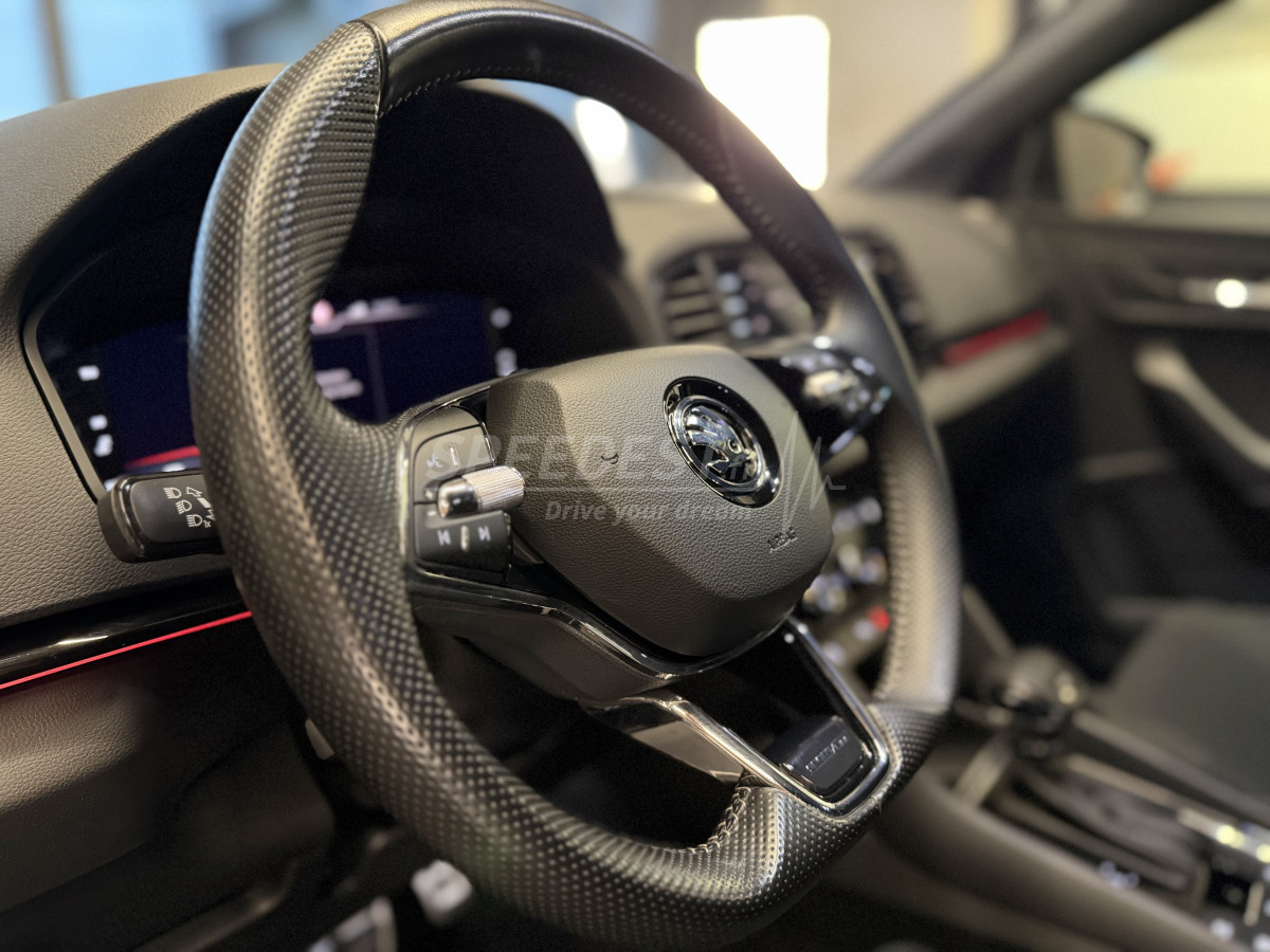 SKODA KAROQ SPORTLINE