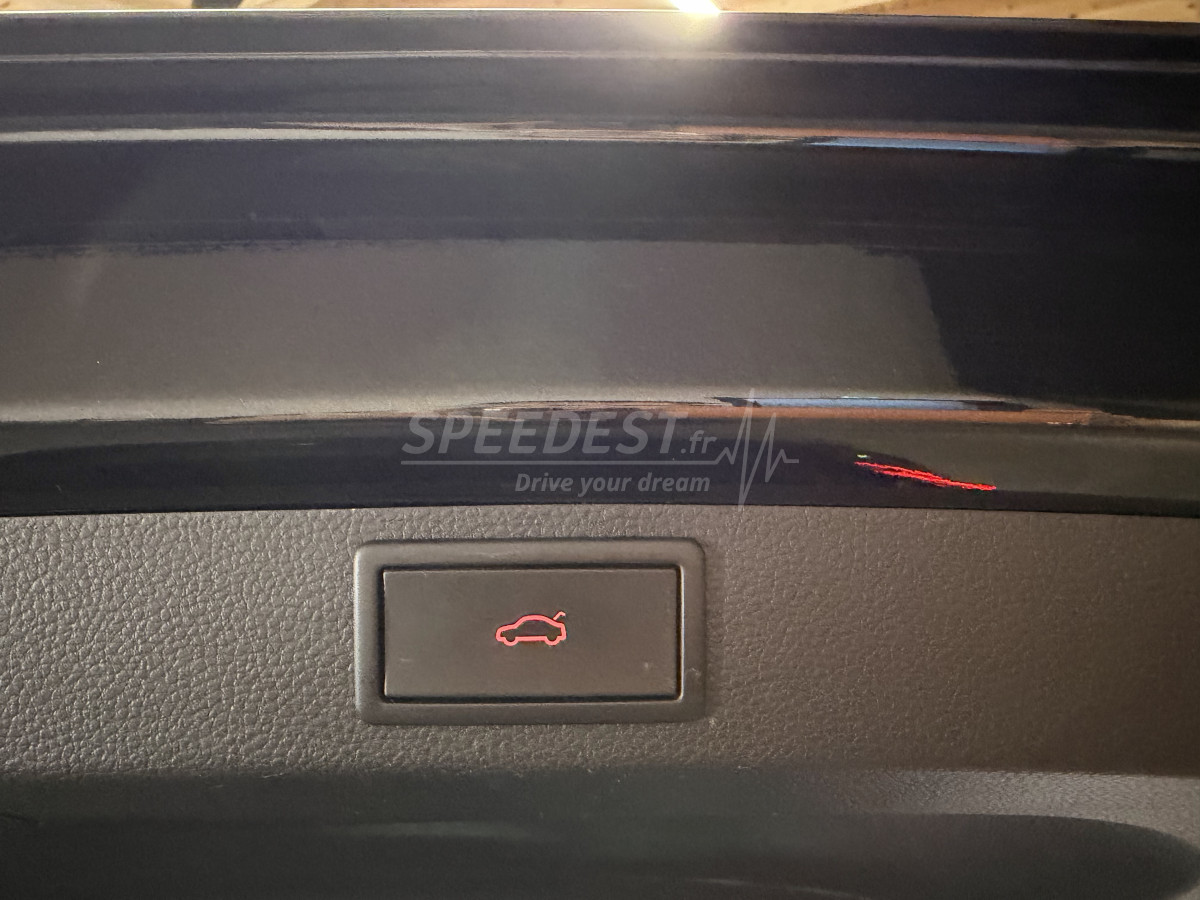 SKODA KAROQ SPORTLINE