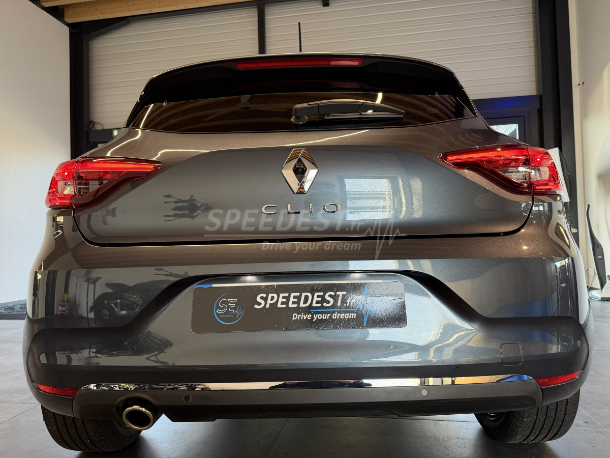 CLIO LIMITED -27 500KM-