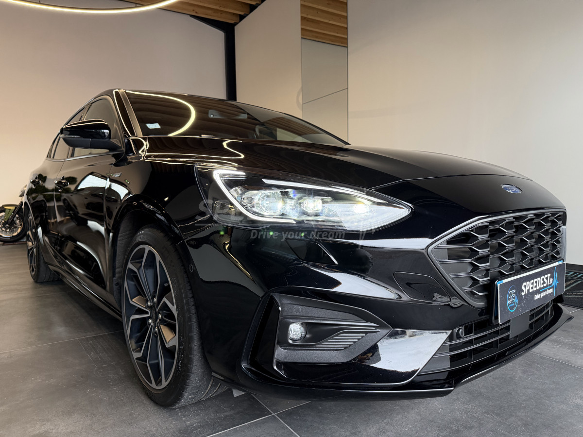 FOCUS STLINE -CAMERA/CARPLAY-