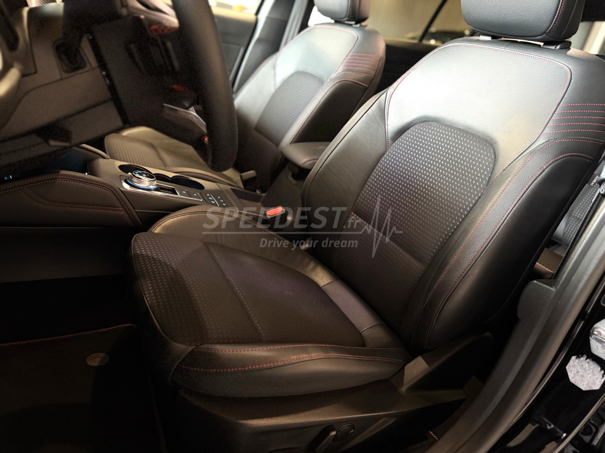 FOCUS STLINE -CAMERA/CARPLAY-