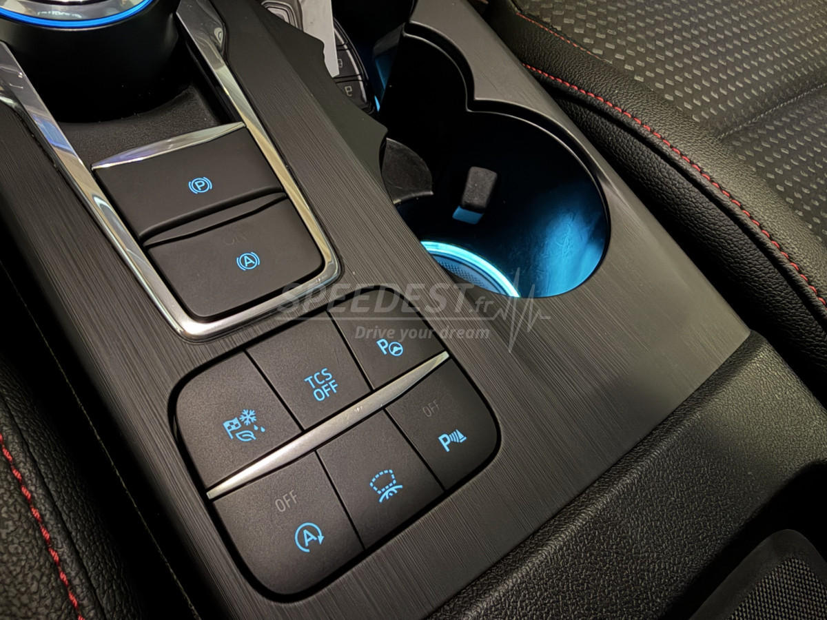 FOCUS STLINE -CAMERA/CARPLAY-