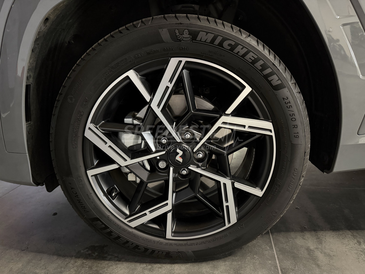 HYUNDAI TUCSON NLINE -ETAT NEUF/FULL-