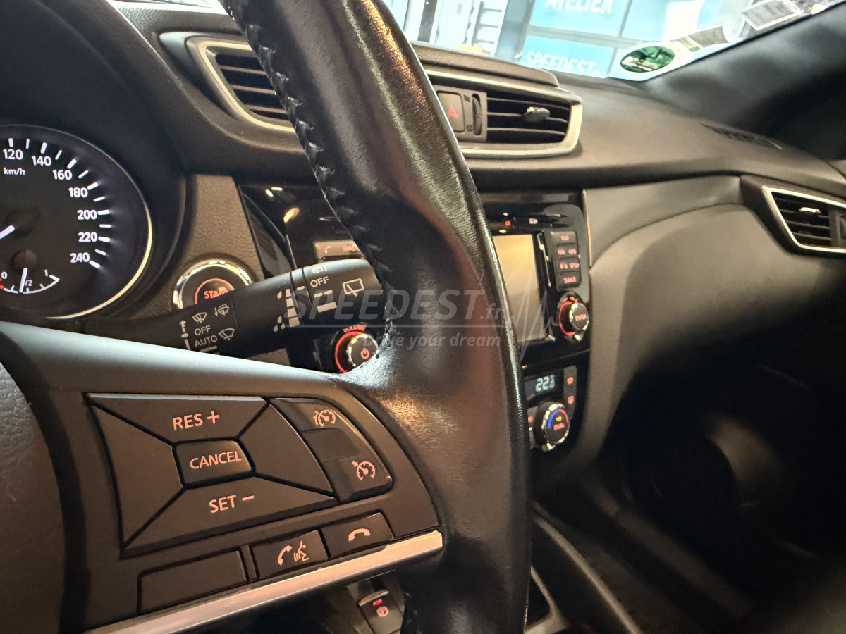 QASHQAI TEKNA+ -SUREEQUIPE-