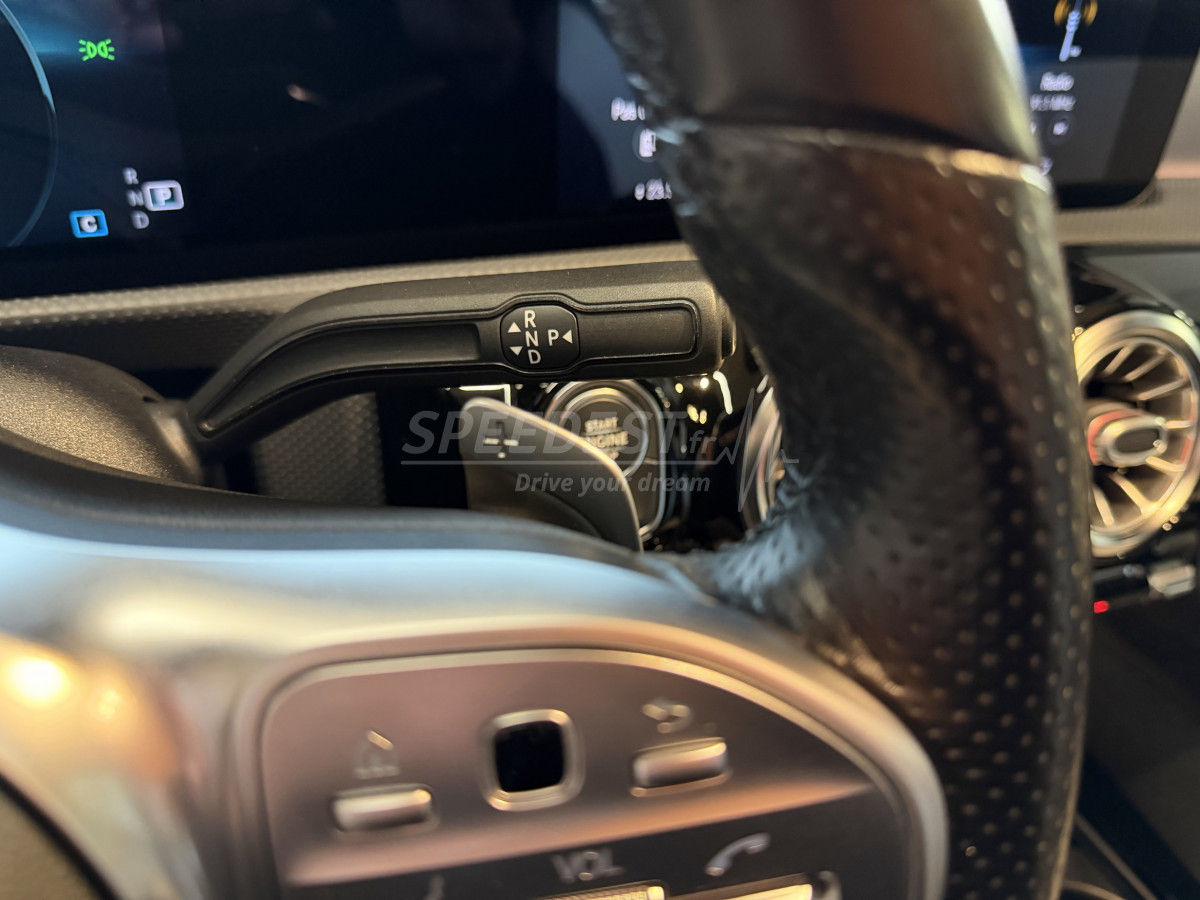 MERCEDES A200 AMG -TOP CONFIGURATION-