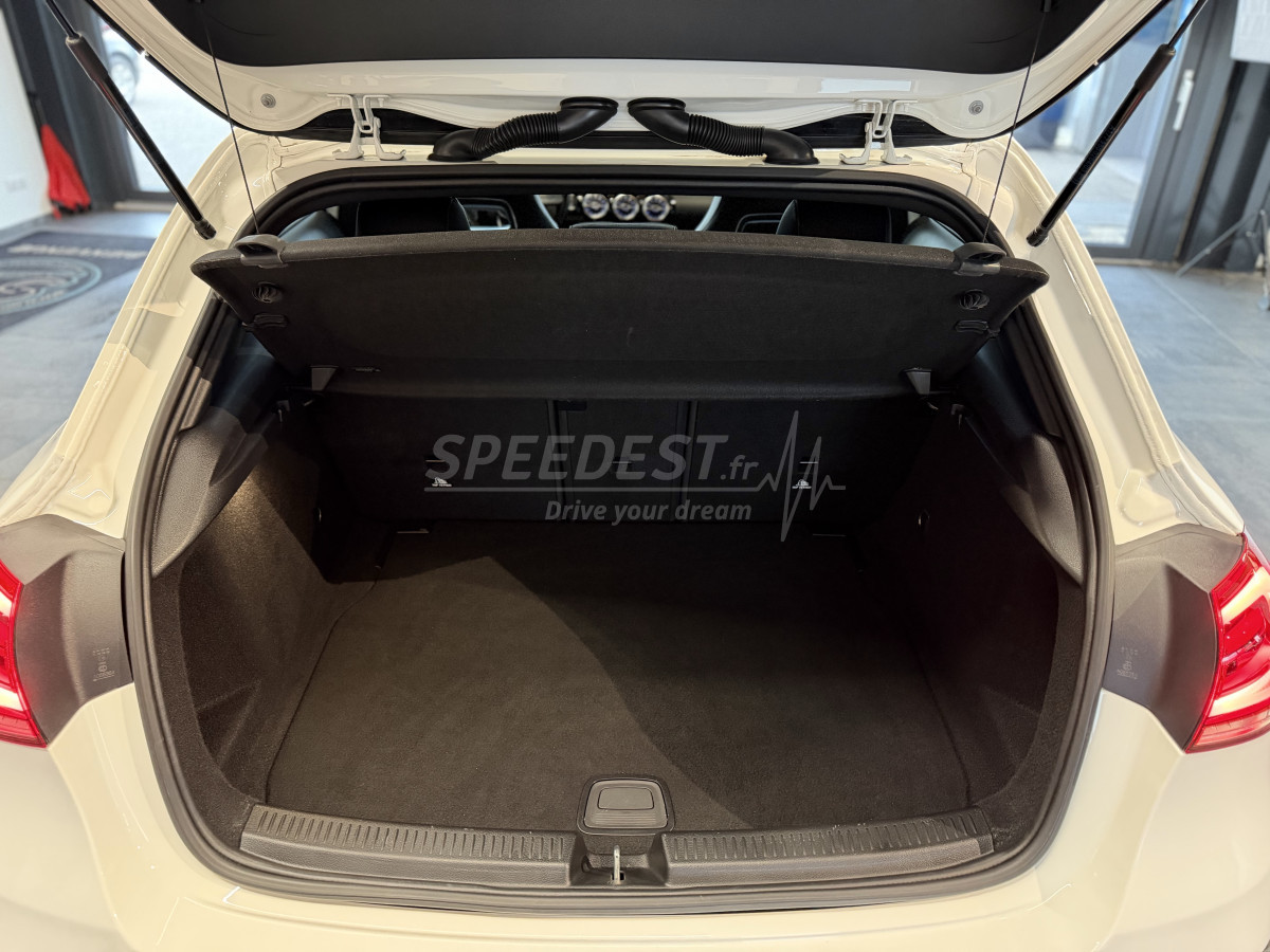 MERCEDES A200 AMG -TOP CONFIGURATION-