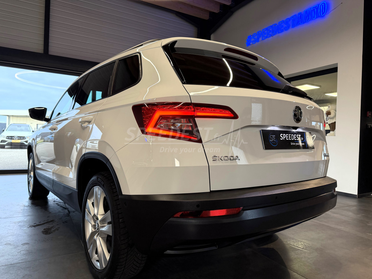 KAROQ STYLE -CAMERA/CARPLAY-