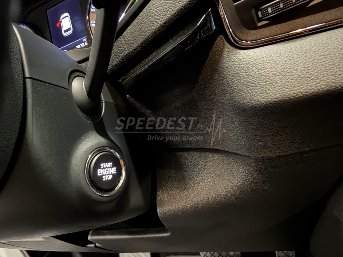 KAROQ STYLE -CAMERA/CARPLAY-