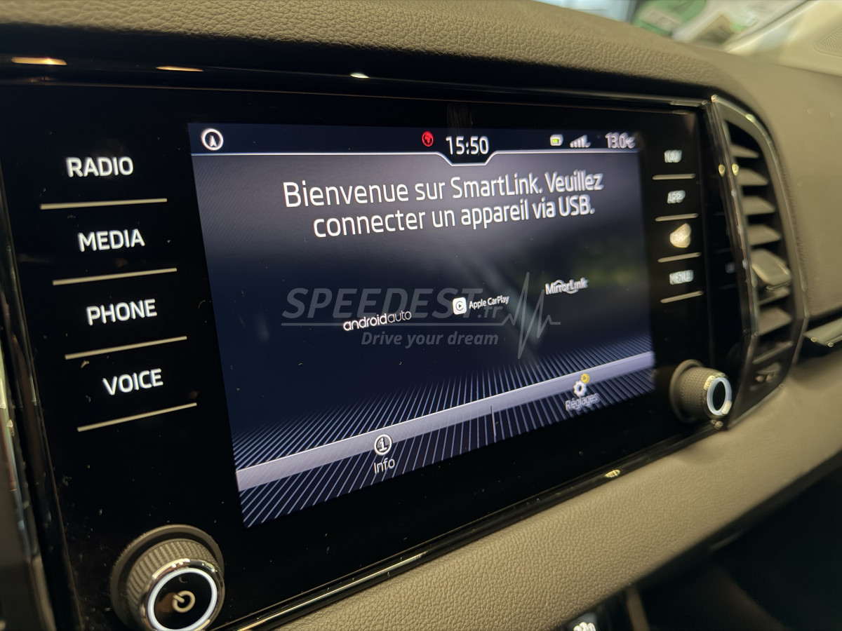 KAROQ STYLE -CAMERA/CARPLAY-