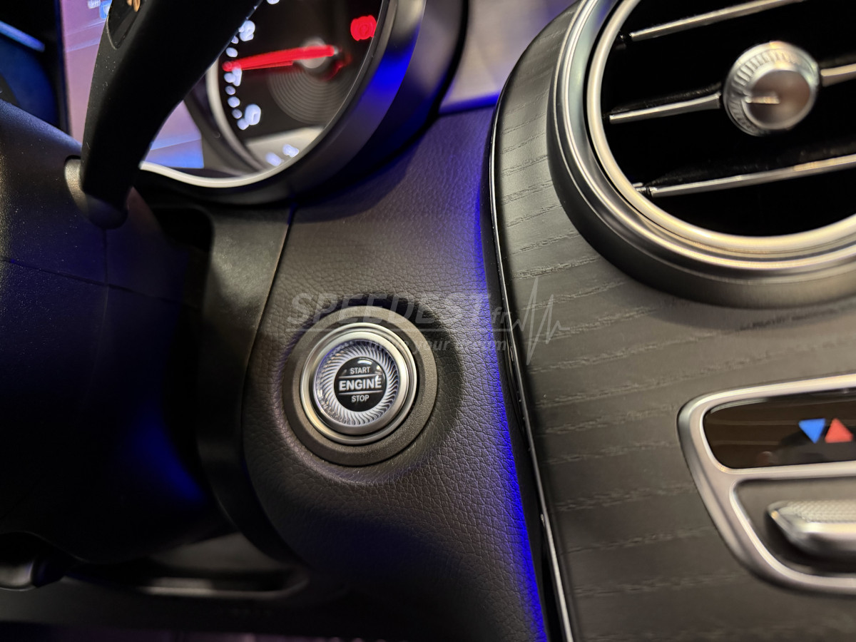 MERCEDES GLC 300 -HYBRIDE/TOIT OUVRANT-