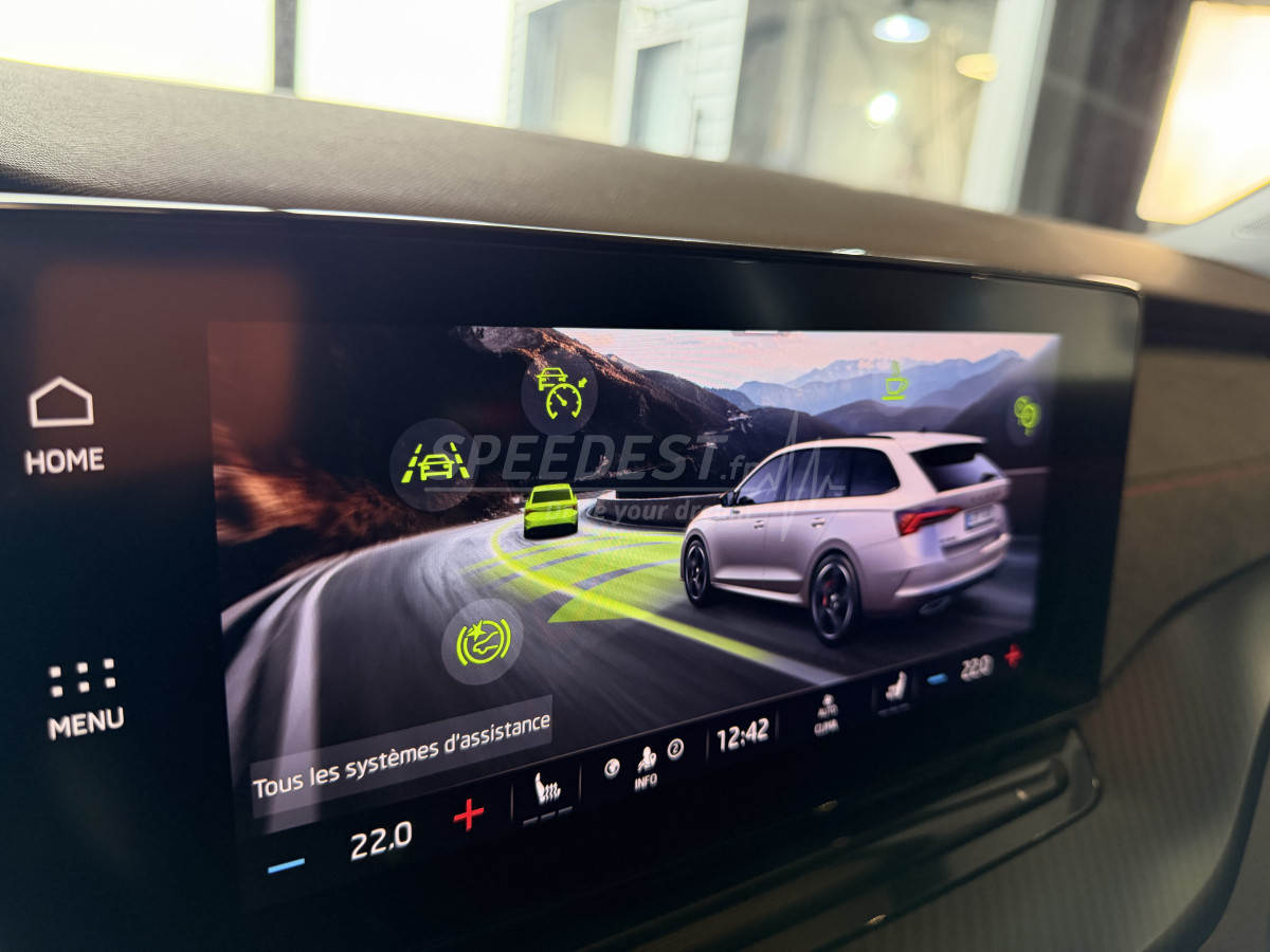 SKODA OCTAVIA RS -1ère MAIN-