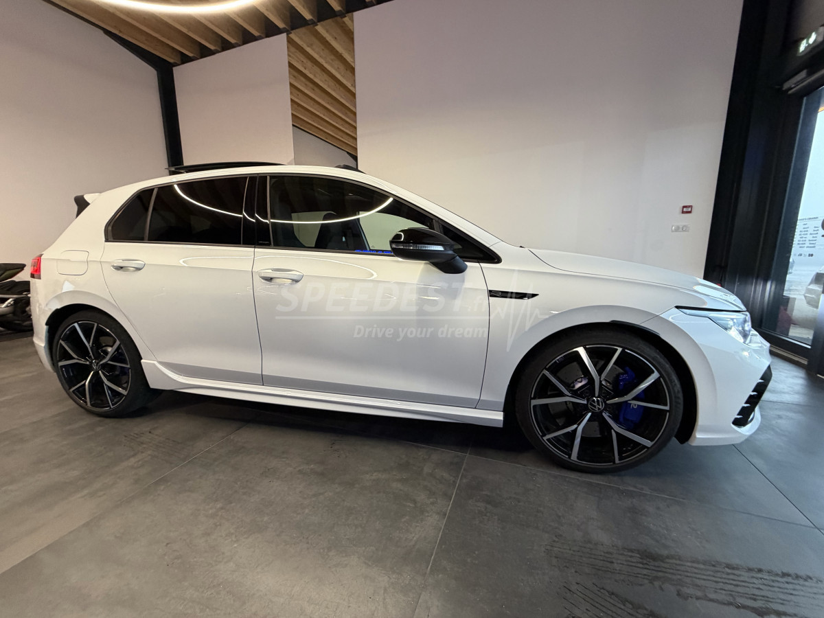 GOLF 8 R -AKRAPOVIC-