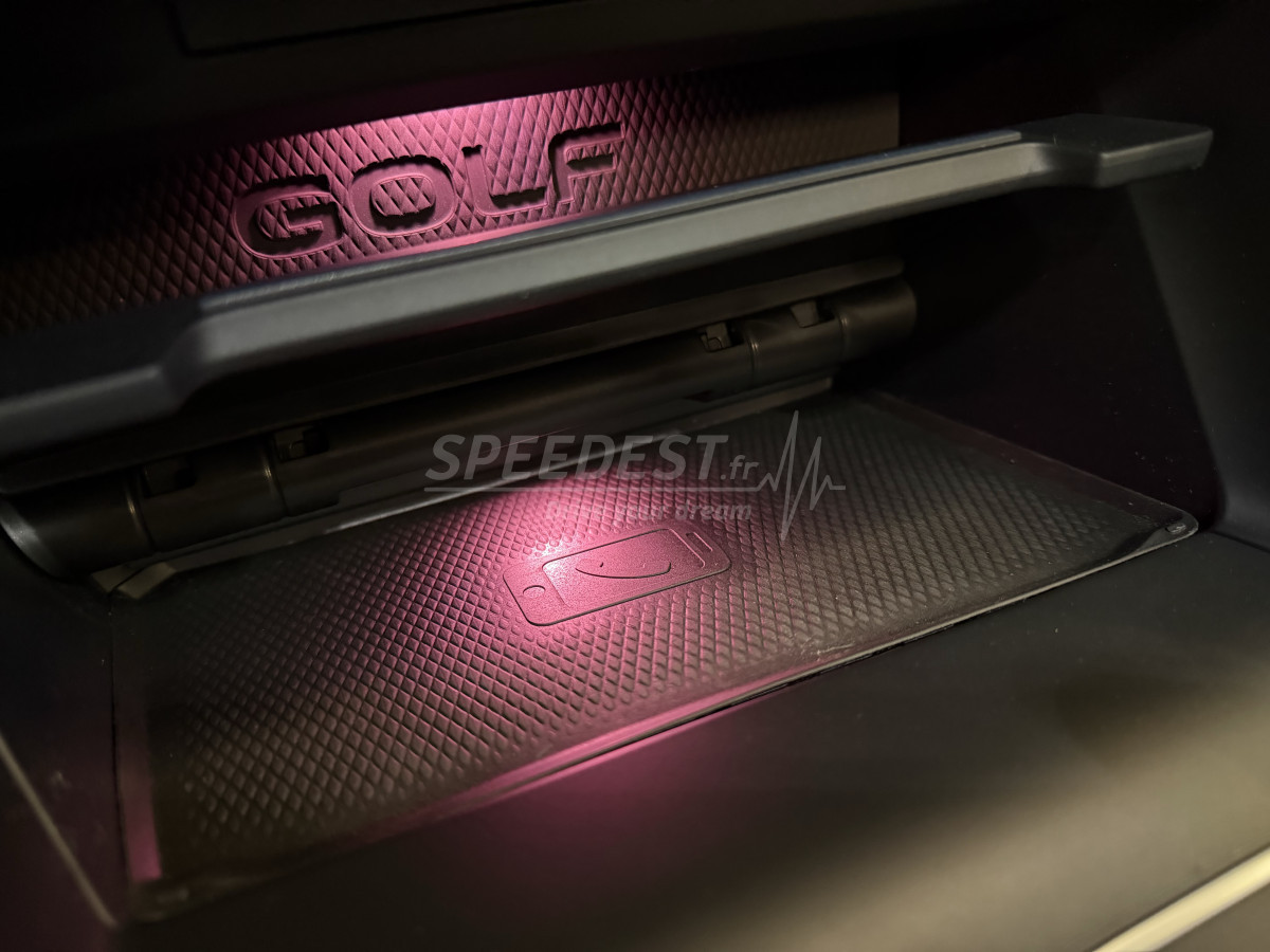 GOLF 8 R -AKRAPOVIC-