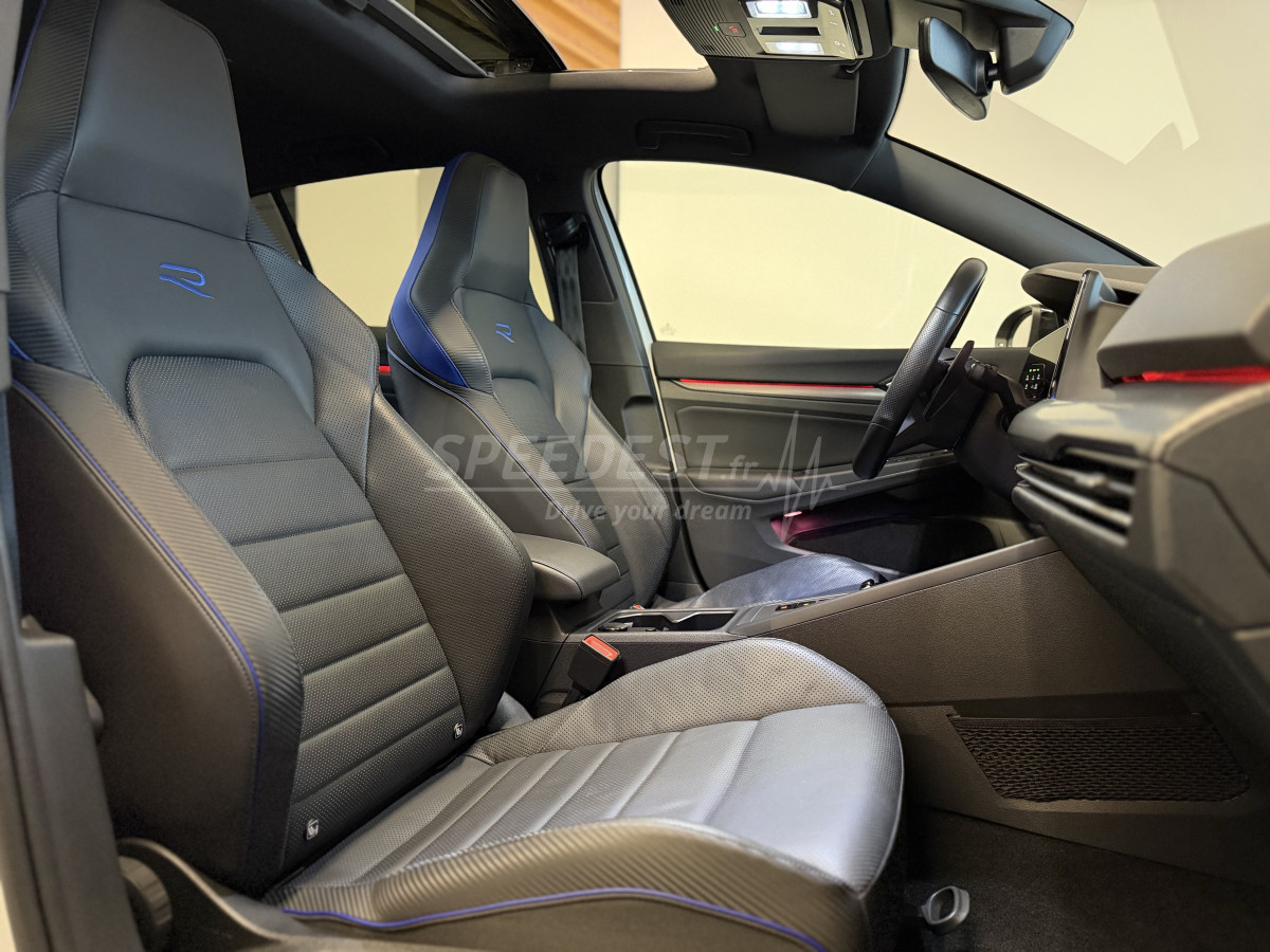 GOLF 8 R -AKRAPOVIC-