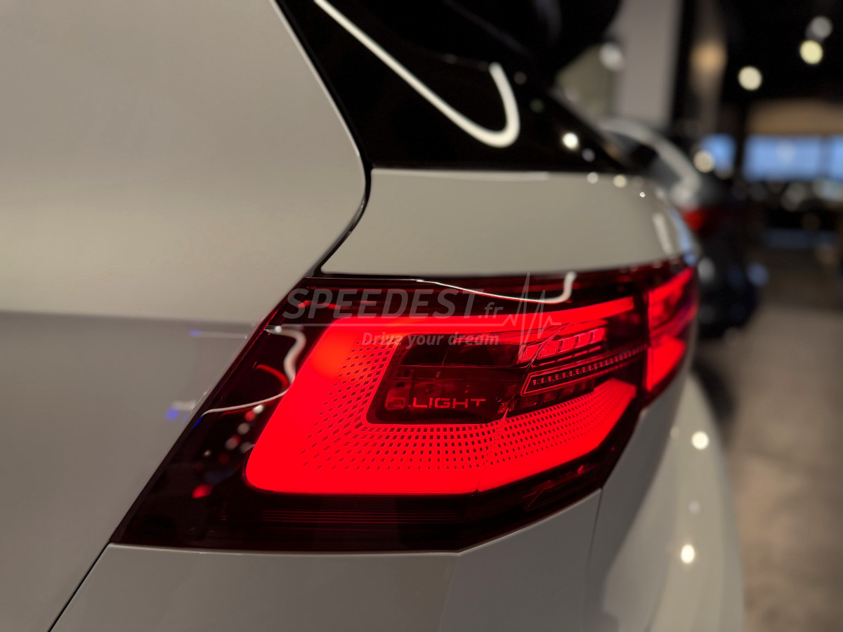 GOLF 8 R -AKRAPOVIC-