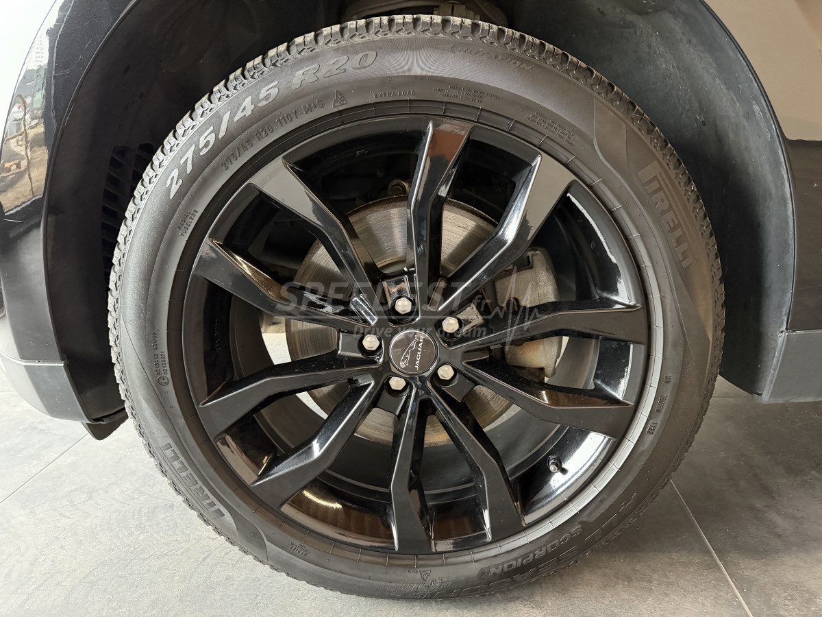 JAGUAR FPACE -TOIT OUVRANT/MERIDIAN-