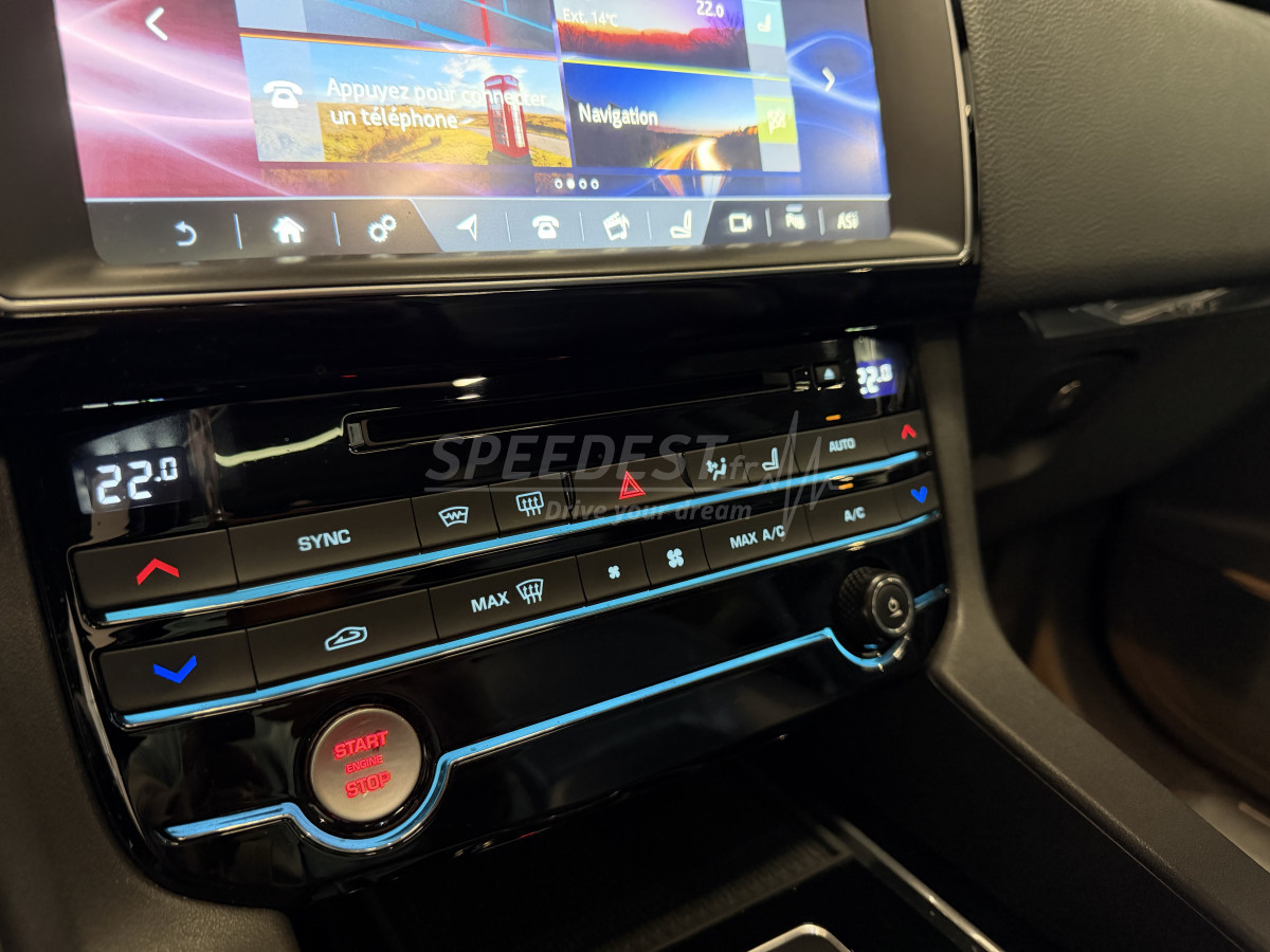 JAGUAR FPACE -TOIT OUVRANT/MERIDIAN-