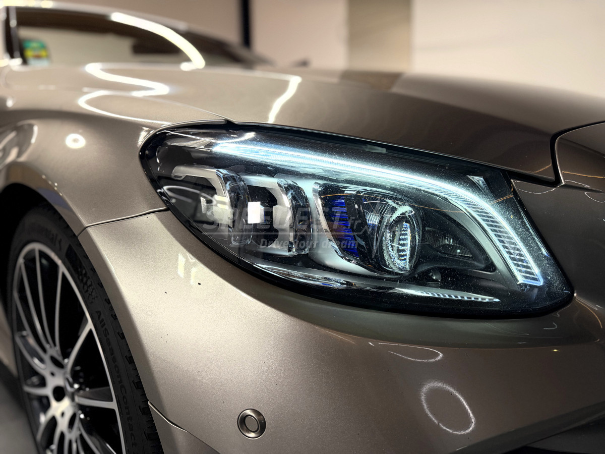 MERCEDES C220 AMG CABRIOLET -SUREEQUIPE-