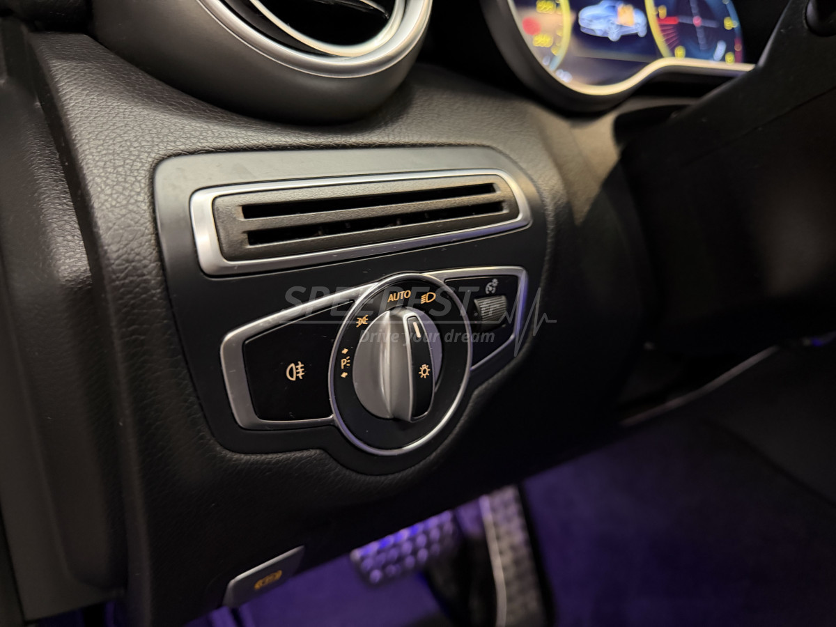 MERCEDES C220 AMG CABRIOLET -SUREEQUIPE-